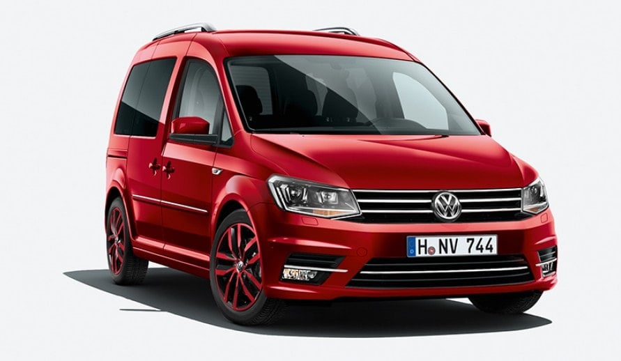 VOLKSWAGEN CADDY vůz v červené barvě z předního pohledu