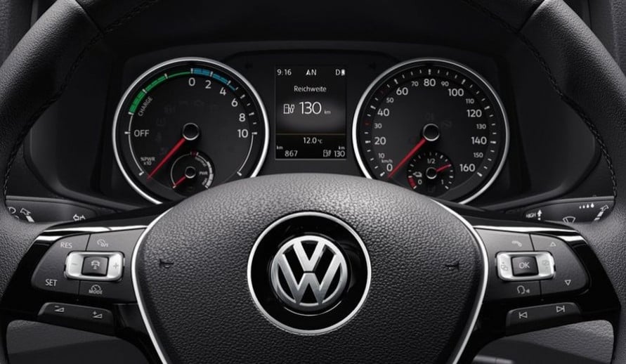 VOLKSWAGEN e-CRAFTER přístrojová deska, budíky a volant