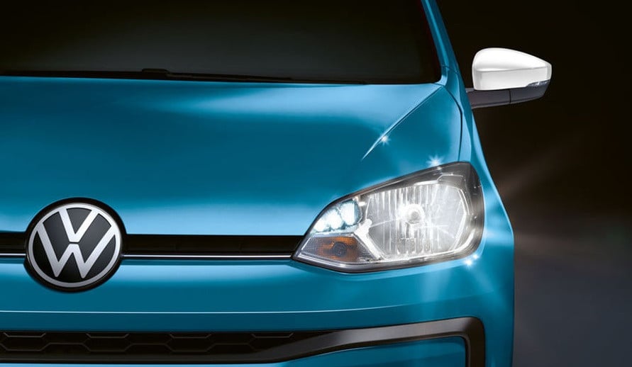 VOLKSWAGEN UP! detail předního světla