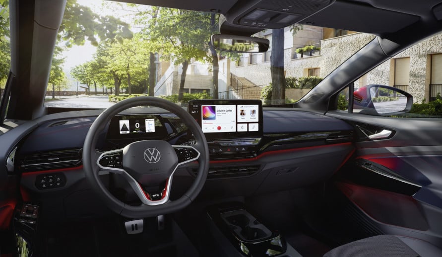 VOLKSWAGEN ID.4 GTX volant a palubní deska