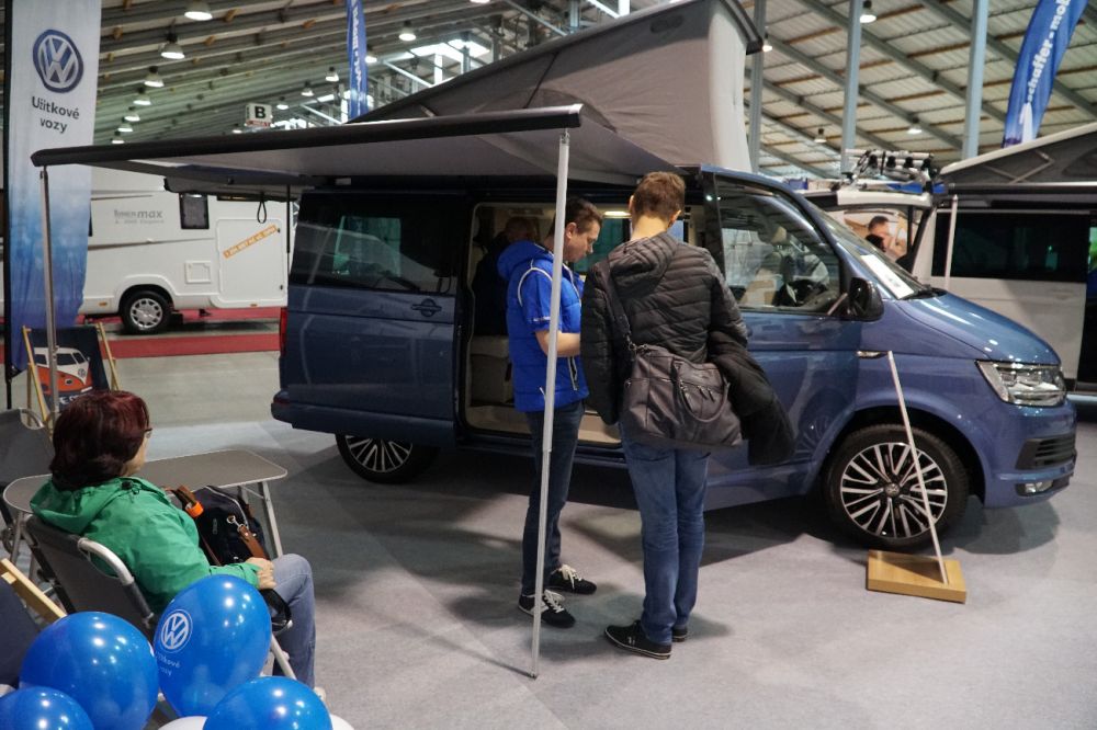 For Caravan - prezentace Auto Podbabská a užitkových vozů Volkswagen 