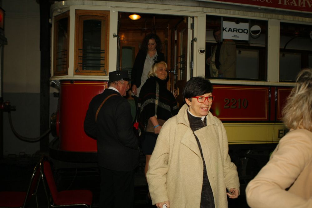 ŠKODA KAROQ představení vozu, historická tramvaj a hosté