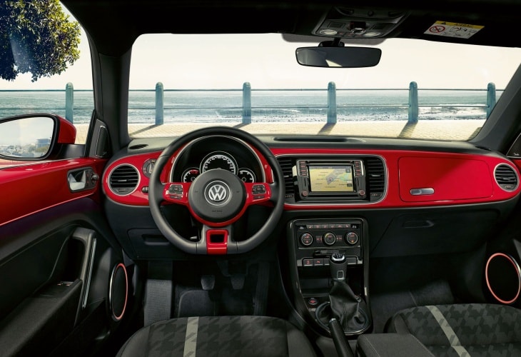 Volkswagen Beetle multifunkční volant a palubní deska