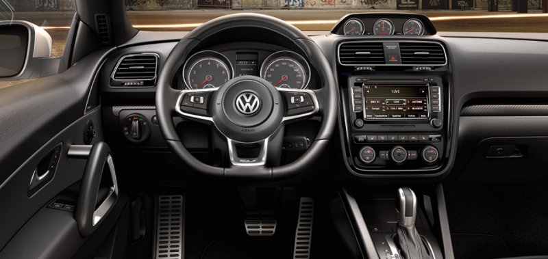 Volkswagen Scirocco - přístrojová deska