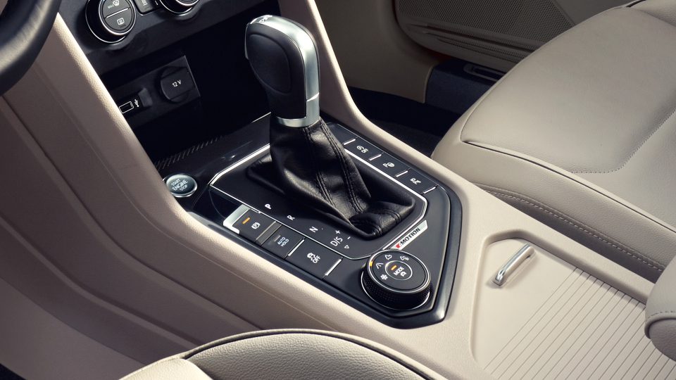 Volkswagen Tiguan Allspace detail na automatickou převodovku